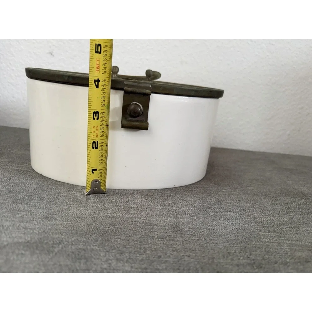 Rare Antique White Porcelain Ceramic Round Hinged Storage Box 8